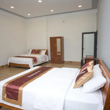 Nam Anh Hotel Phong Nha Exterior photo